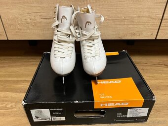 Prodám dívčí lední brusle HEAD, EU 37 - 7