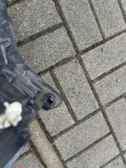 Skoda superb predni svetla - 7