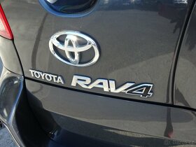 Toyota Rav4 2,2D 4x4 - 7