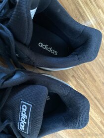Adidas pánská sportovní obuv Courtsmash velikost 44 - 7