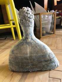 Sculptura-busta od Sone Mrázovej - 7