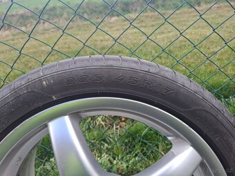 225/45 R17 letní pneu+alu disky sada - 7