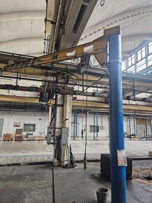 Sloupový otočný jeřáb 250 kg - více ks - 7