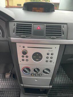 Opel Meriva 1.8 16V(92 KW), naj. 65 000 km, ČR - 7