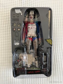 Harley Quinn hot toys , sideshow - 7