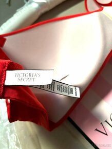 NOVÁ Victoria´ s Secret luxusní podprsenka US34DD - 7