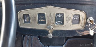 Studebacker Model 54 z roku 1931 - 7