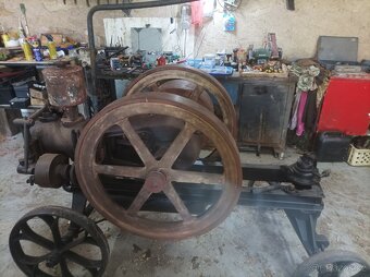 Stabilní motor lorenz - 7