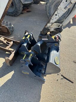 Pásový bagr TAKEUCHI TB216 - cena konečná - 7