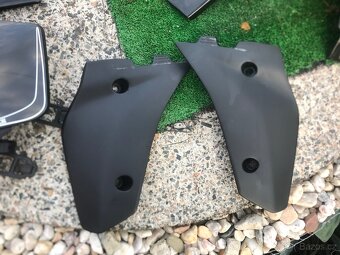 Plasty husqvarna sm/wre/wr/cr 125 - 7