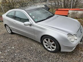 Mercedes benz - 7