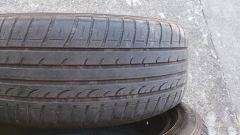 2ks letni pneu Dunlop 225/45-17 vzorek 4,5-5mm - 7