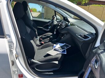 Peugeot 2008 1.2 PureTech - 7