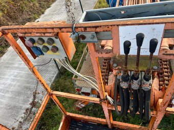 AVIA A31 vysokozdvižná plošina - 7