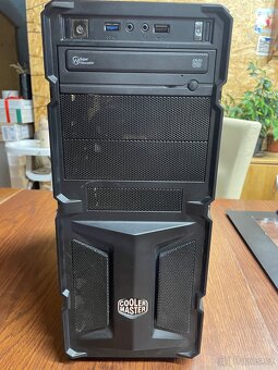 Prodám Herní PC Cooler Master - 7