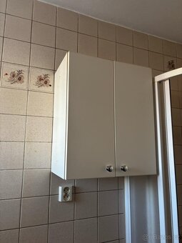 Nábytek a potřeby domácnosti - 7