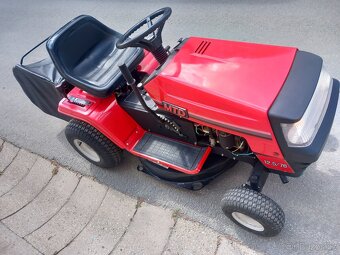 Prodám zahradní traktor MTD 12.5/76 - 7