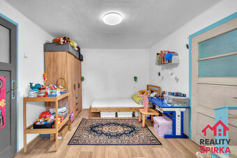 Prodej RD 3+1, garáž, CP 456 m², Jaroměřice - 7