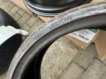 235/30 R20 - 7