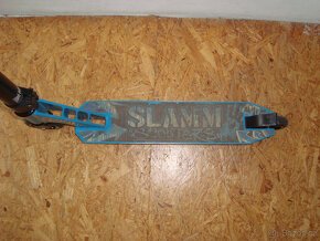 koloběžka Slamm - 7