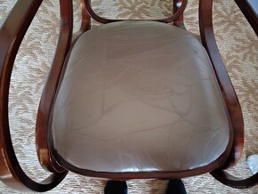 Houpací křeslo - 7