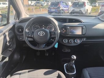 ► TOYOTA YARIS 1.5 82KW DUAL VVT-iE KAMERA-VÝHŘEV - 7