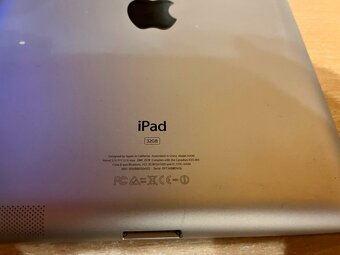 Tablet IPAD 32 GB - poškozený display - 7