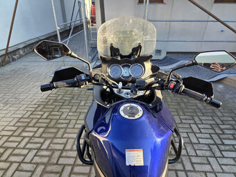 Suzuki DL1000 V-Strom 2004 - 7