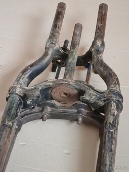 Harley Davidson WLA přední vidlice - 7