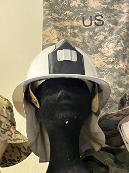 Staré hasičské oblečení a doplňky - 7