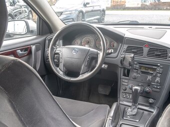 Volvo V70 2.4D 120KW mat – 4x4 - 7