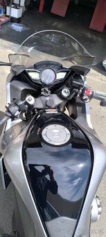 Honda VFR 1200 F Automat - 7