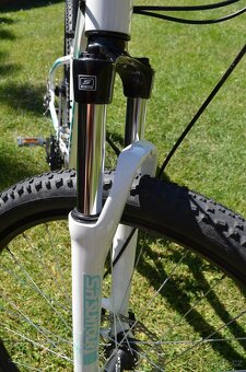Dívčí MTB Kellys Vanity 30 27.5 vel.S - 7
