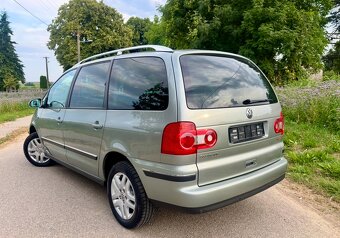VOLKSWAGEN SHARAN 1.9 TDI 7-MIESTNY HIGHLINE - 7
