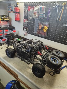 Traxxas UDR - 7