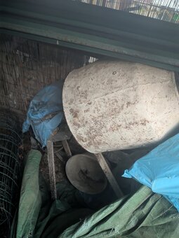 Různé nářadí pro stavbu - 7