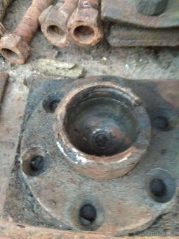 Hydraulicky piest - 7