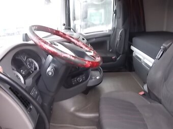 Tahač návěsů DAF XF106 LD - 7