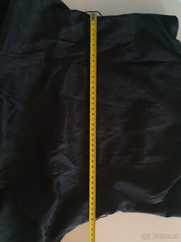 Společenské šaty bez ramínek - 7