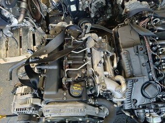 Prodám motor Hyundai ,Kia D4CB - 7