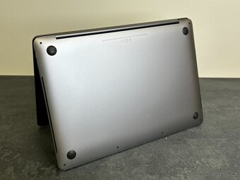 MacBook Pro 13'' 2020 / i5 / 16GB RAM / 512GB SSD - DPH - 7