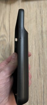Prodám úplně nové nabíjecí pouzdro na iPhone 13 Pro MAX - 7