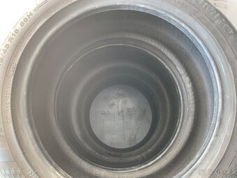 Letní pneu 215/45/16 Kumho Ecsta hs51 86H sada č.8422 - 7