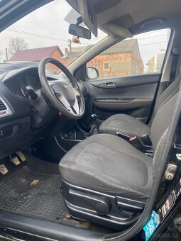 Hyundai i20 /benzin + LPG) - 7