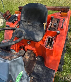 Malotraktor Hinomoto N179, 4x4 - 7