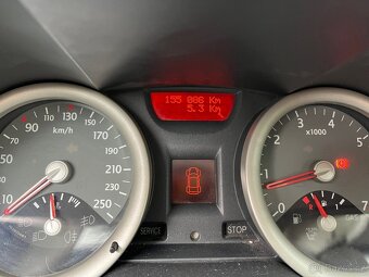 Renault Megane 1.6 16V - 7