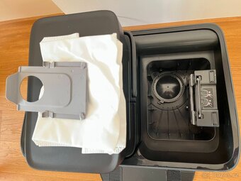 Roborock S8 Pro Ultra černý – top stav, nová baterie - 7