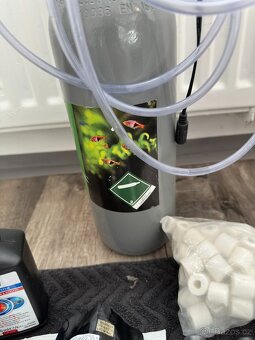 Kompletní a plně funkční akvarijní set - 7