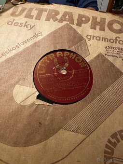 Staré šelakové gamofonové desky - 71 ks - 7