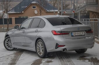 BMW Rad 3 320d Advantage A/T RWD - 7